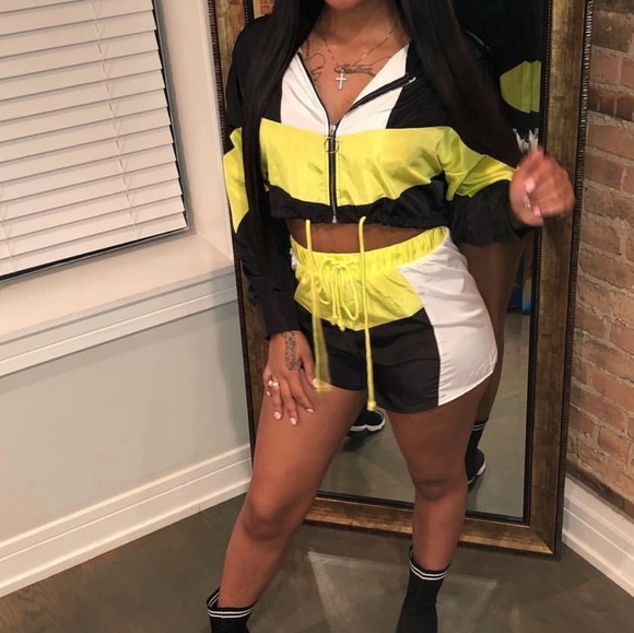 Other - Two piece reflective set